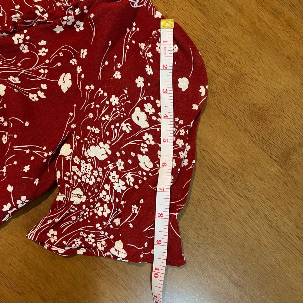 Reformation Caprice Floral Wrap Top in Bryce size XS - Picture 11 of 11